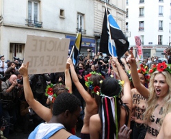 Femen04_L250