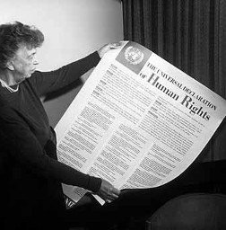 Photo : Eleanor Roosevelt et la Déclaration Universelle des Droits de l'Homme (Human Rights) Roosevelt Human-Rights